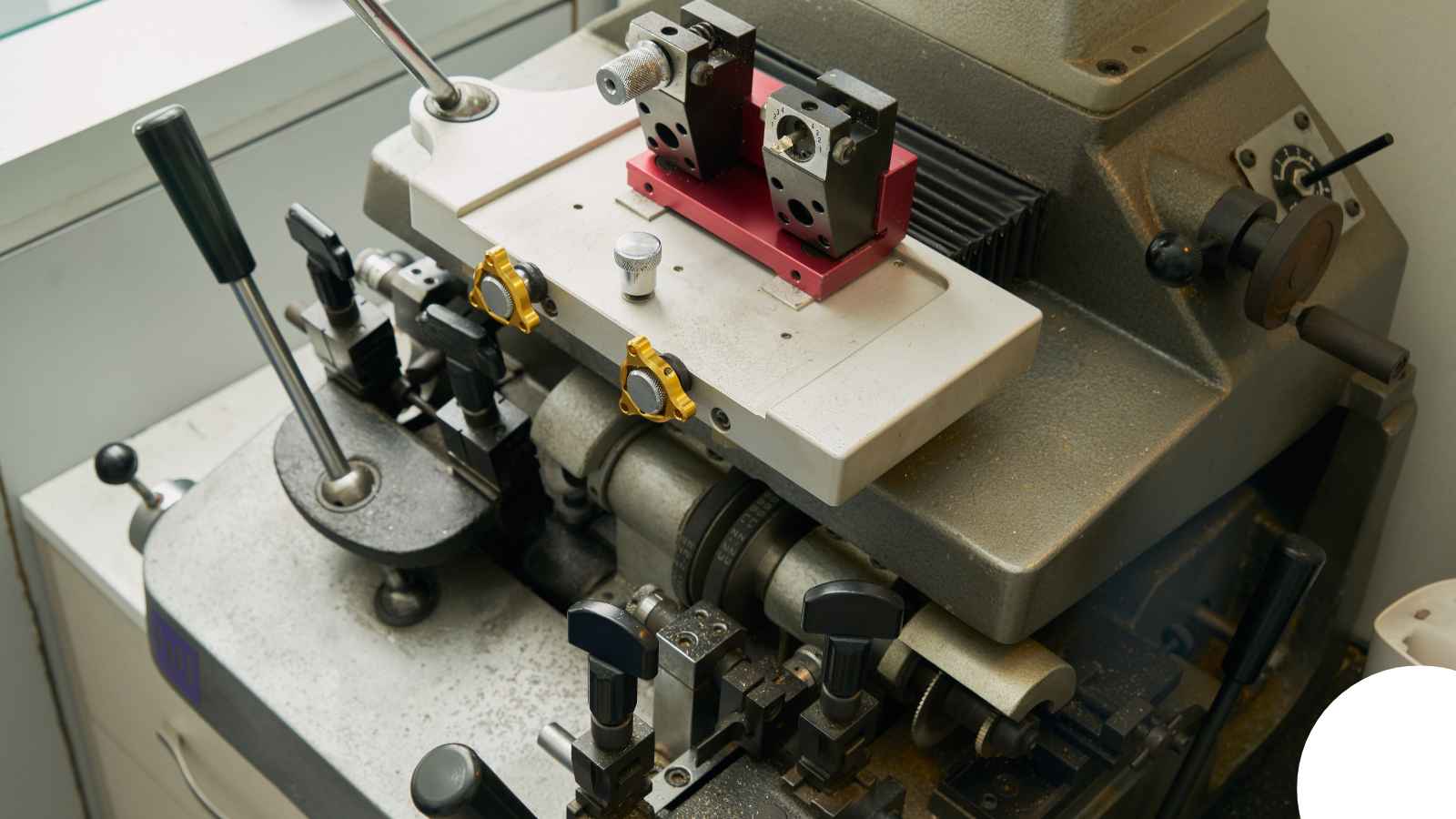 Locksmith in Miami, FL — Ryan High Security Lock Installation Locksmith in Miami, FL — Ryan High Security Lock Installation